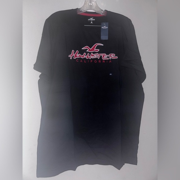 Hollister Black Short Sleeve Tee Casual Wear - Picture 2 of 3